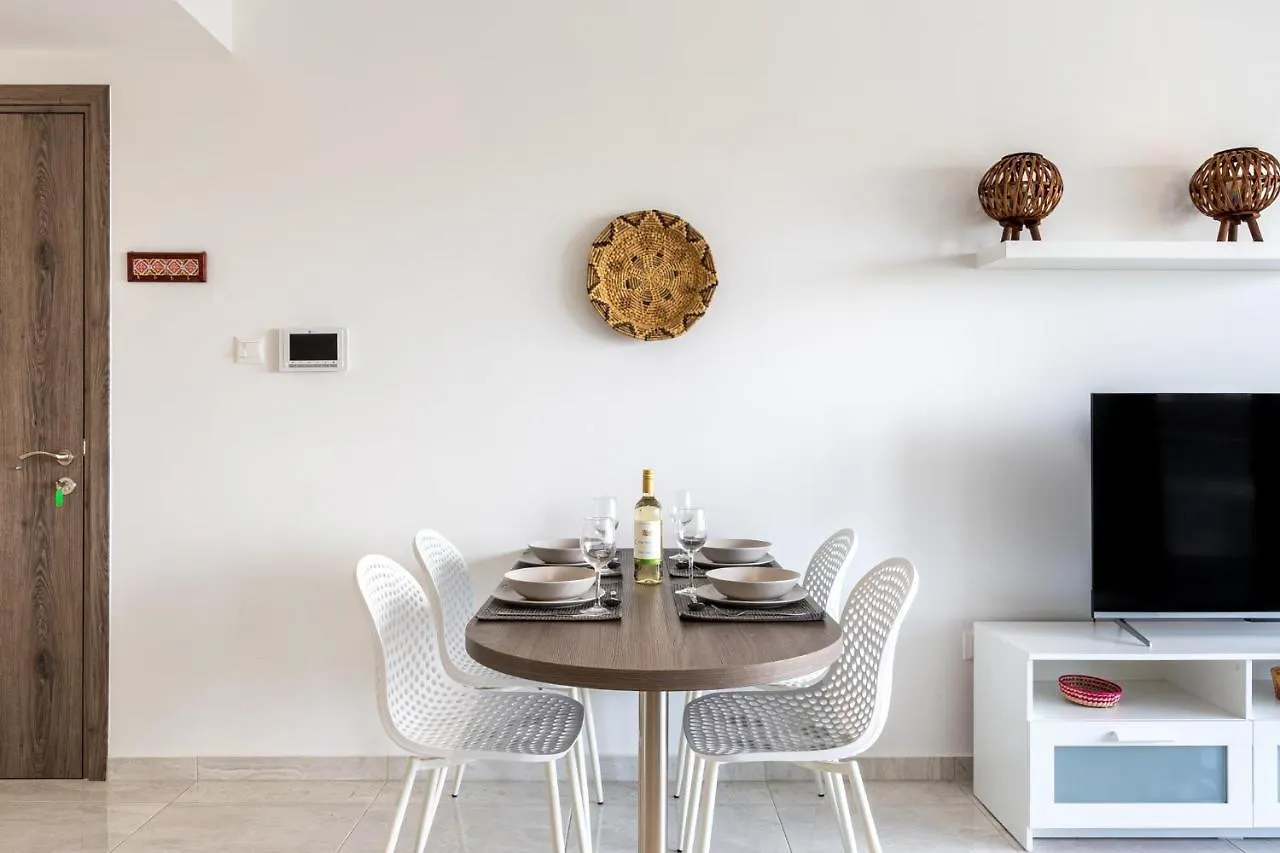 Bonne Heure 1-Br Apt In Larnaca 0*,